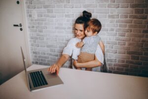 working mom trying to create happy work-life balance