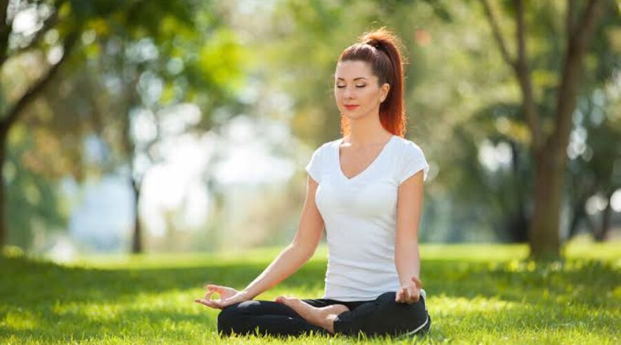 8 Effective Benefits Of Meditation On Mental Health
